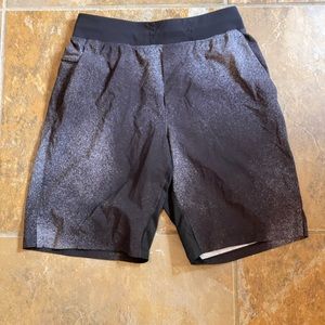 Lululemon T.H.E 7” Liner-less short